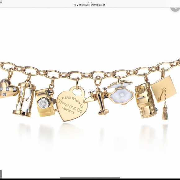 Tiffany & Co. 18k gold diamond camera pendant charm (rare) - Picture 14 of 14